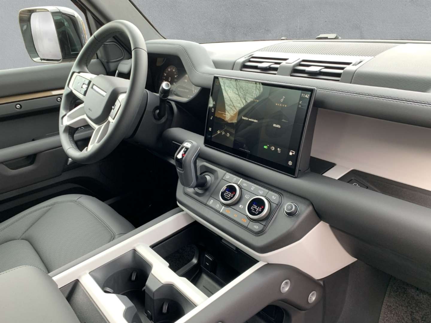 Land Rover Defender 90 D200 AWD S 360°EPH+DAB+ACC+SHZG+LMF - 2025 - Joinsteer - #4