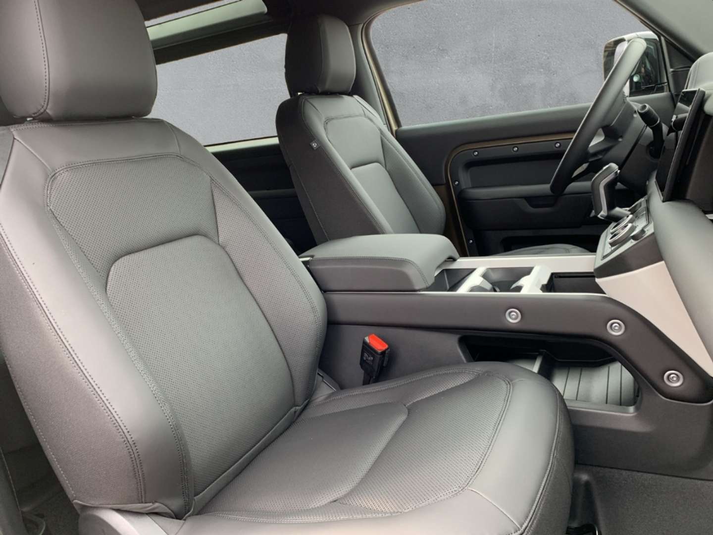 Land Rover Defender 90 D200 AWD S 360°EPH+DAB+ACC+SHZG+LMF - 2025 - Joinsteer - #5