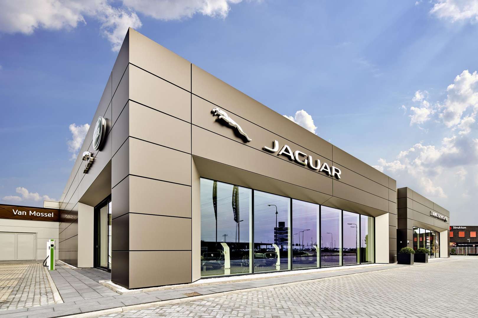 Land Rover Range Rover Sport Santorini Momentum Edition PHEV 3.0 P460e - 2026 - Joinsteer - #7