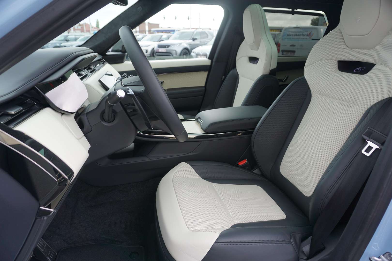 Land Rover Range Rover Sport SV Celestial Vega - 2026 - Joinsteer - #4