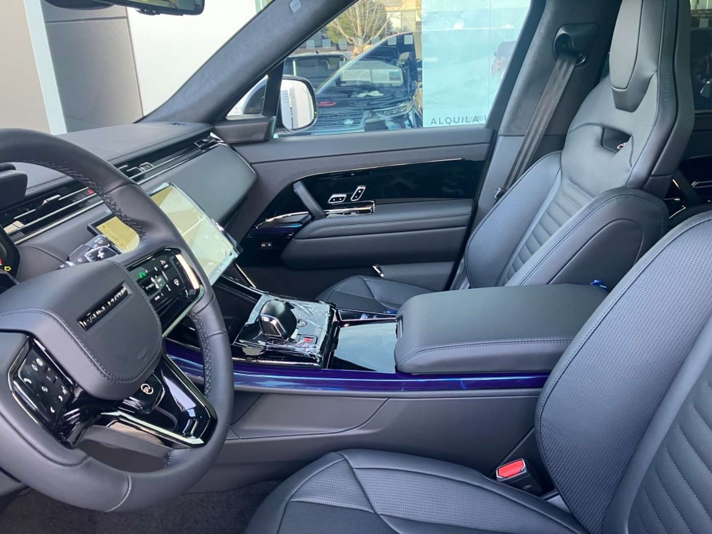 Land Rover Range Rover Sport 4.4 V8 MHEV SV 635 - 2026 - Joinsteer - #3