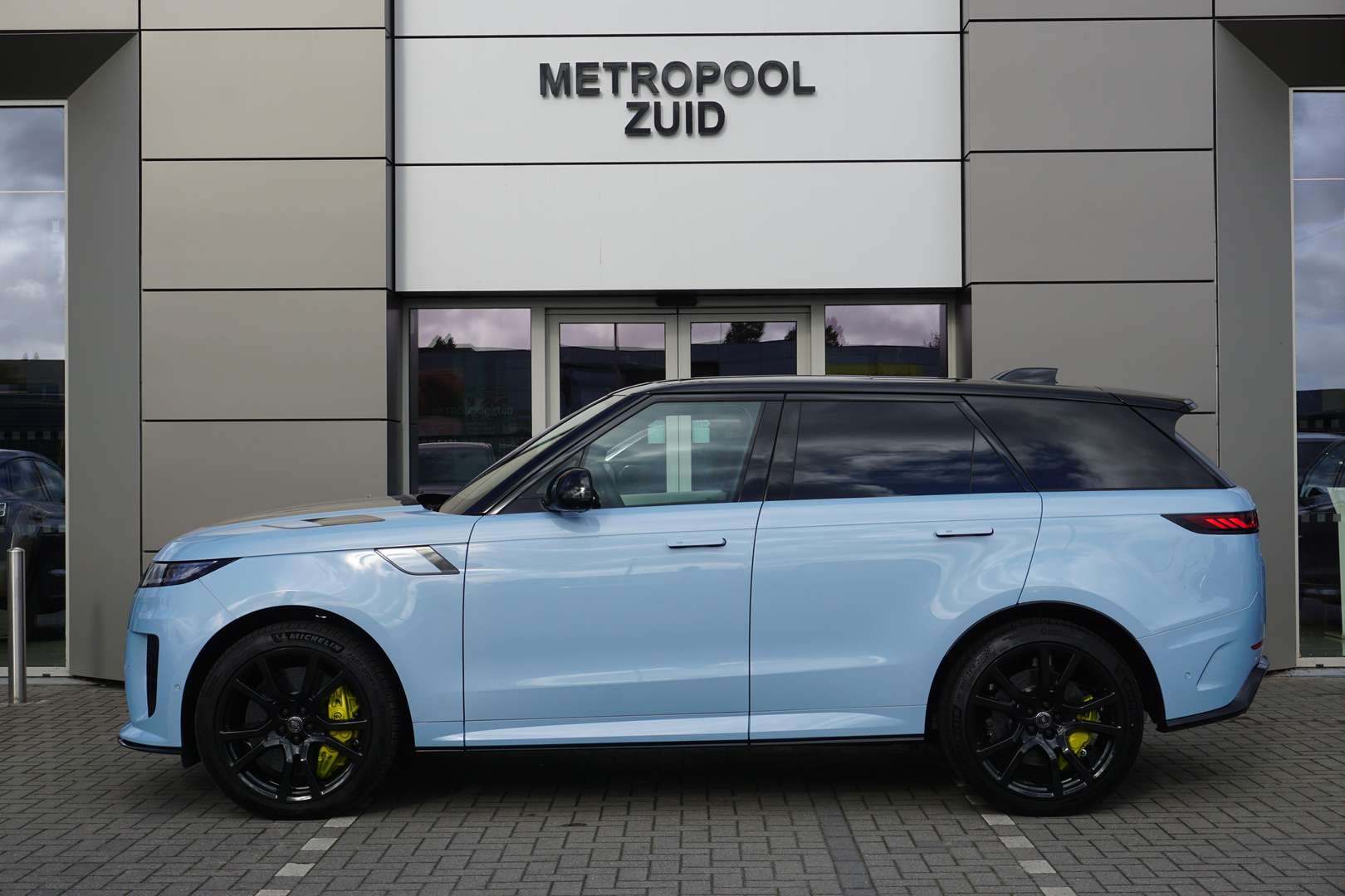 Land Rover Range Rover Sport SV Celestial Vega - 2026 - Joinsteer - #8