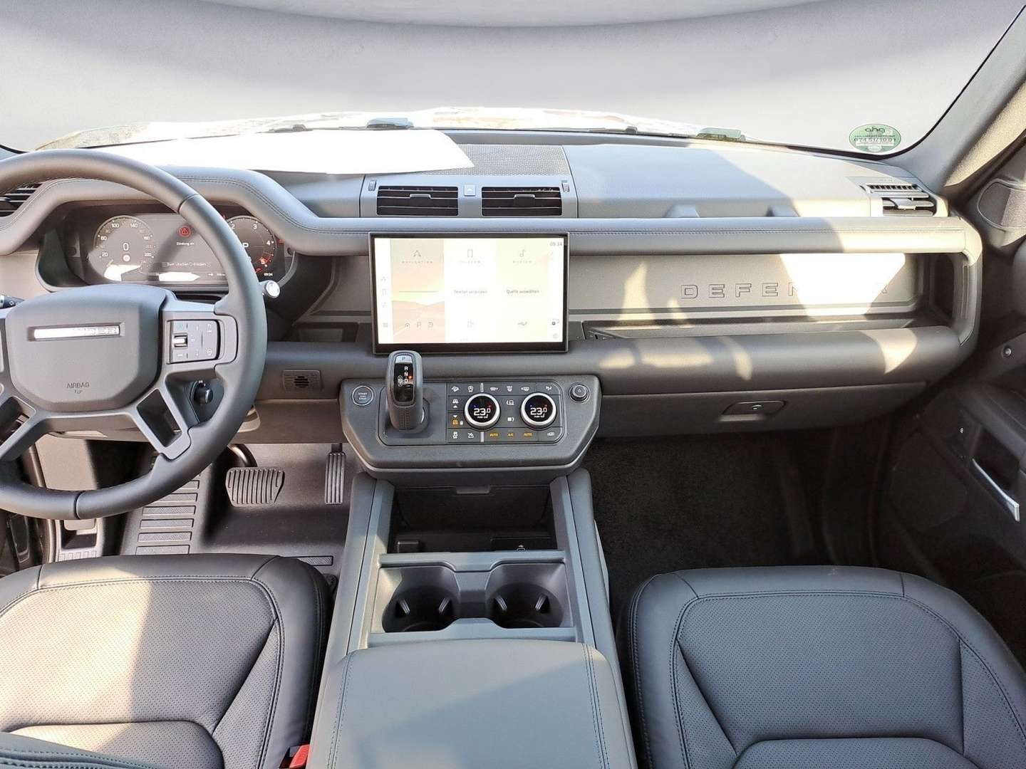 Land Rover Defender 90 D300 X-Dynamic HSE 22' Gloss Sparkle - 2025 - Joinsteer - #10