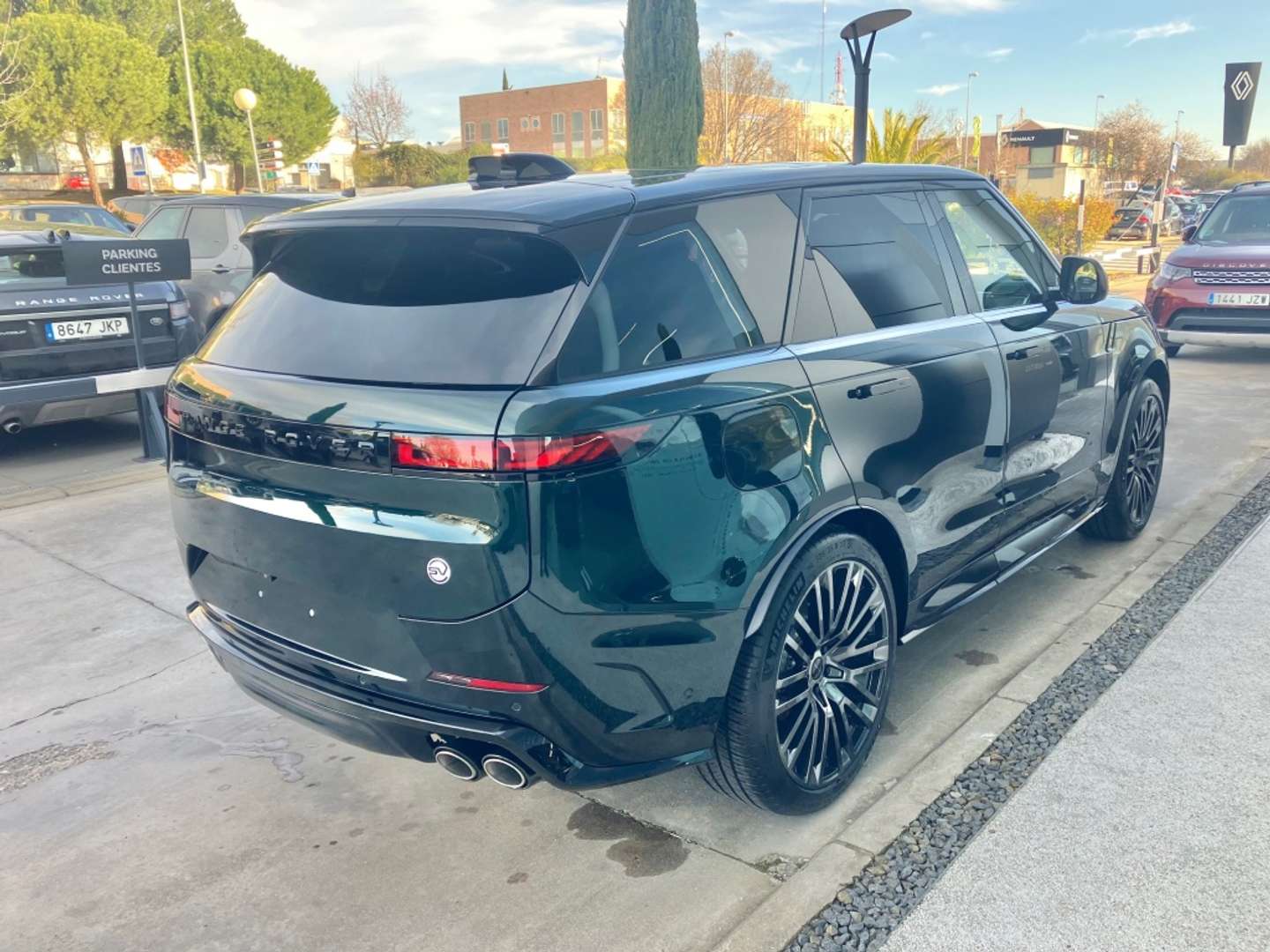 Land Rover Range Rover Sport 4.4 V8 MHEV SV 635 - 2026 - Joinsteer - #12