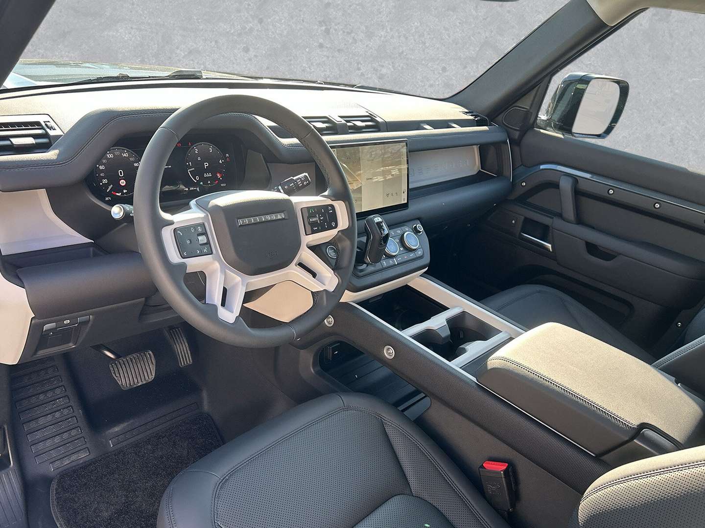 Land Rover Defender 90 S 20" AHK Pano CountyP Luftfed. D250 - 2026 - Joinsteer - #10