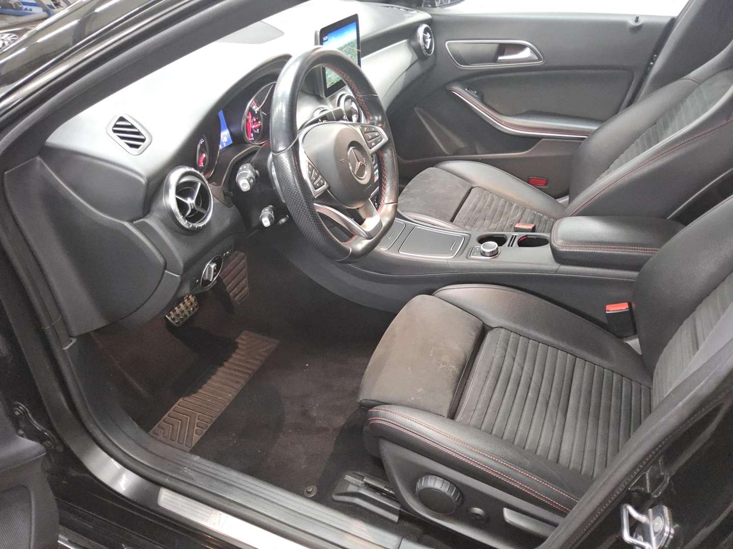 Mercedes CLA 220 4Matic AMG-Line - 2018 - Joinsteer - #7