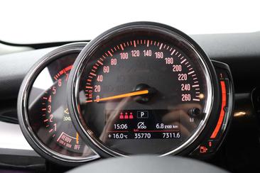 Mini Cooper Classic Cooper — photo 3