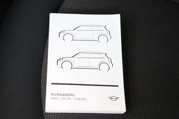 Mini Cooper Classic Cooper — photo 13