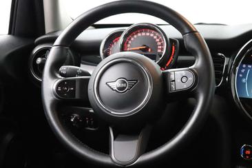 Mini Cooper Classic Cooper — photo 24