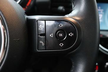 Mini Cooper Classic Cooper — photo 26