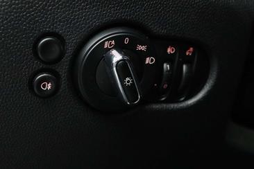 Mini Cooper Classic Cooper — photo 30
