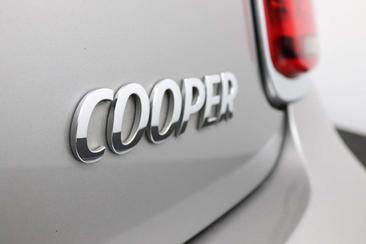 Mini Cooper Classic Cooper — photo 32