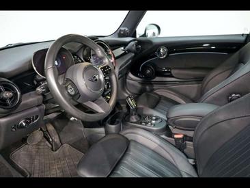 Mini 3 Portes Cooper SE — photo 5