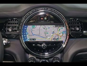 Mini 3 Portes Cooper SE — photo 10