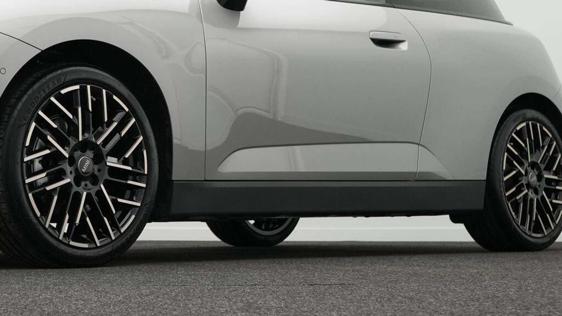 Mini Electric Favoured Cooper E - 2024 - Joinsteer - #18