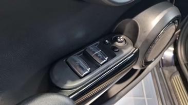 Mini Cabrio Resolute Cooper S — photo 19