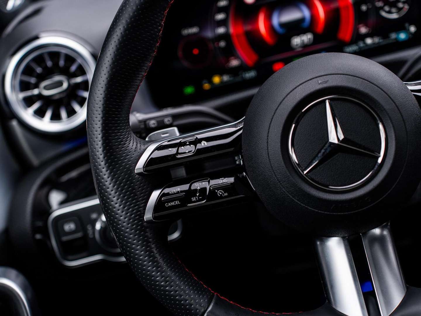 Mercedes Classe A250e 250 AMG Line - 2024 - Joinsteer - #30