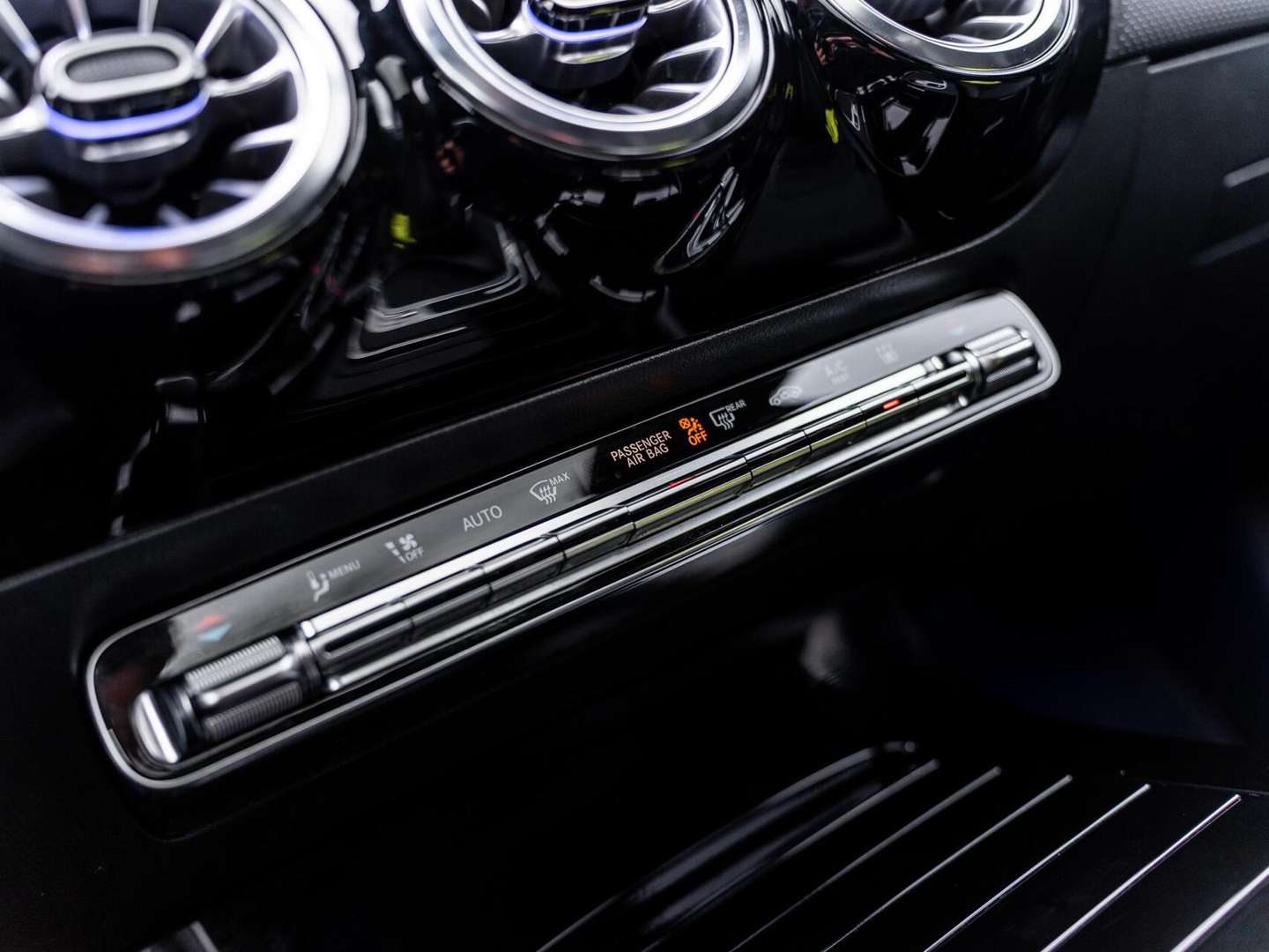 Mercedes Classe A250e 250 AMG Line - 2024 - Joinsteer - #44