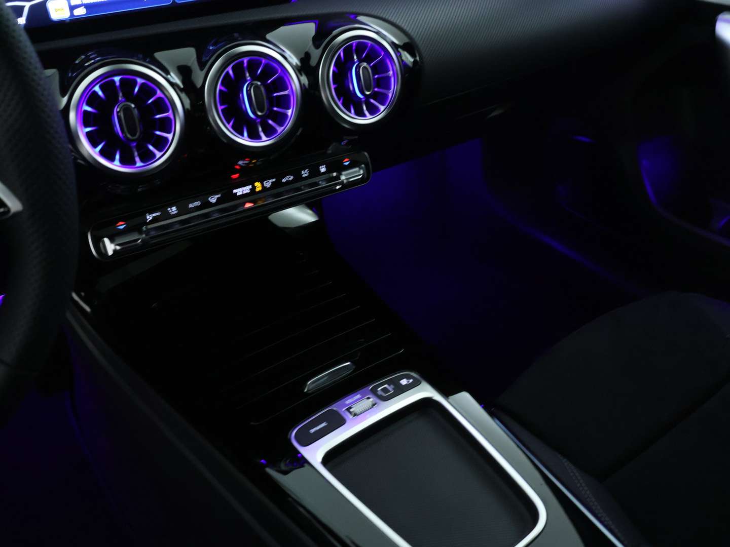Mercedes Classe A 250 E 250 AMG Line - 2025 - Joinsteer - #10