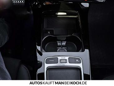 Mercedes Classe A35 AMG 35 Night Edition — photo 29