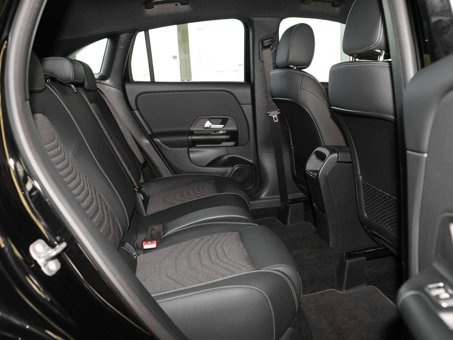 Mercedes GLA 200 - 2025 - Joinsteer - #6