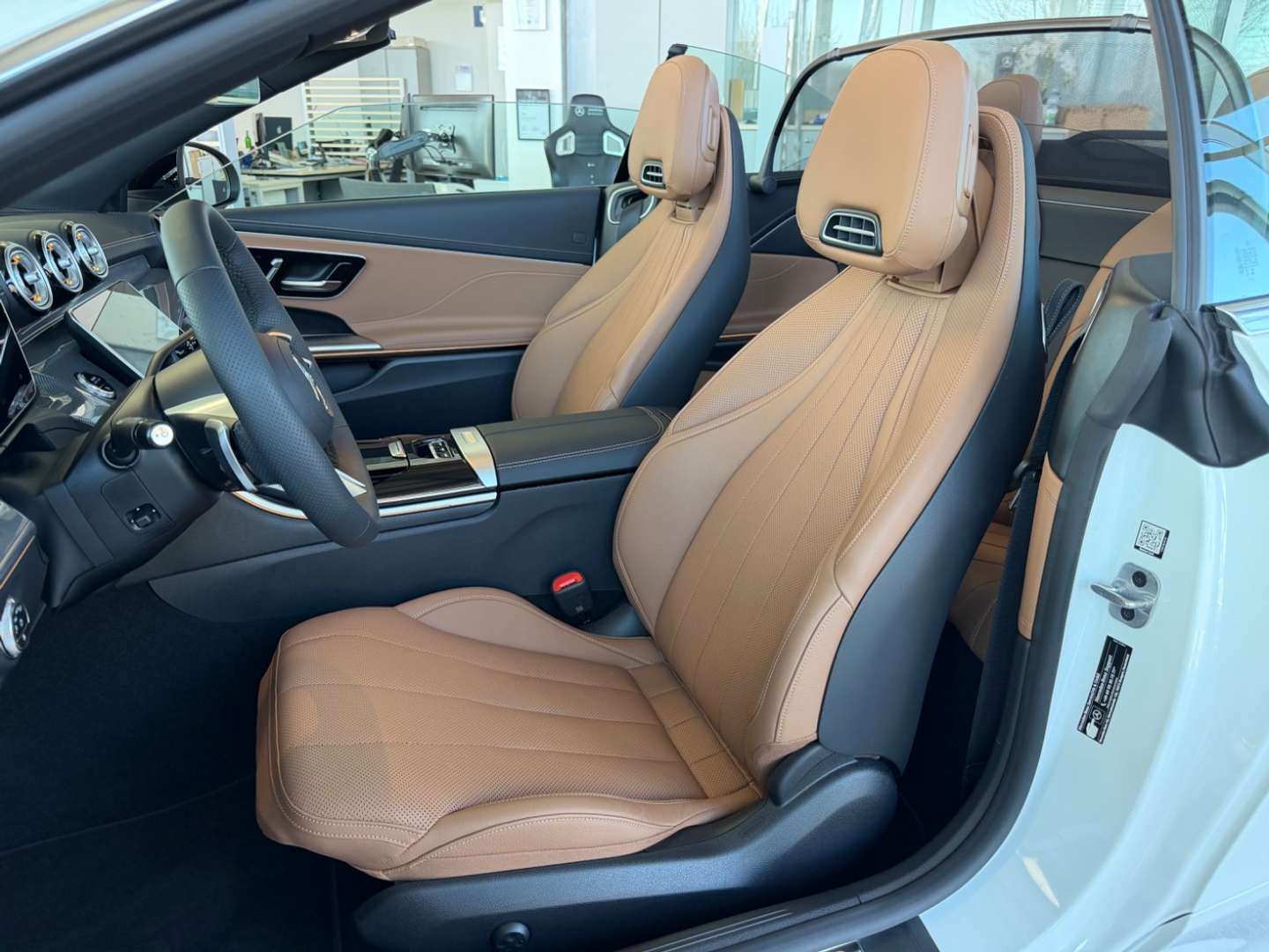 Mercedes CLE 300 Cabrio 300 Night Edition - 2026 - Joinsteer - #8