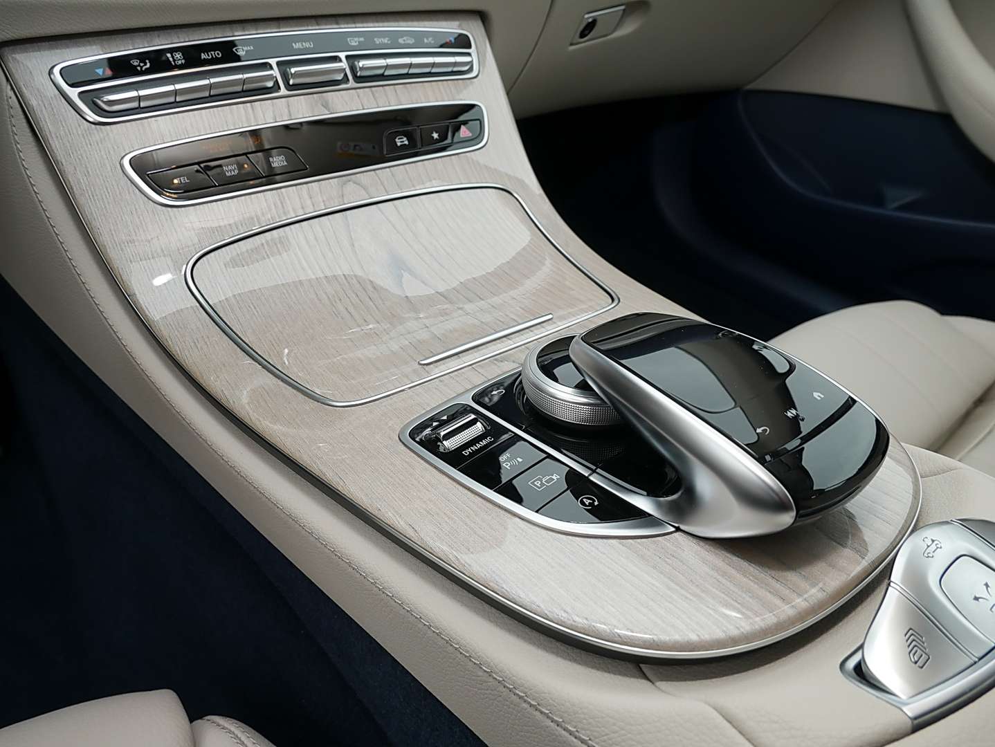 Mercedes Classe E Cabriolet 220 Avantgarde - 2022 - Joinsteer - #8