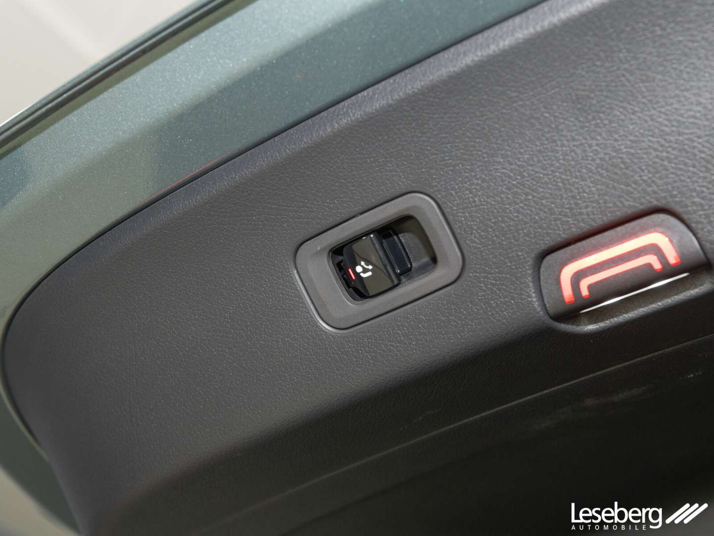 Mercedes GLC 300 Coupé 300 Night Edition - 2025 - Joinsteer - #9