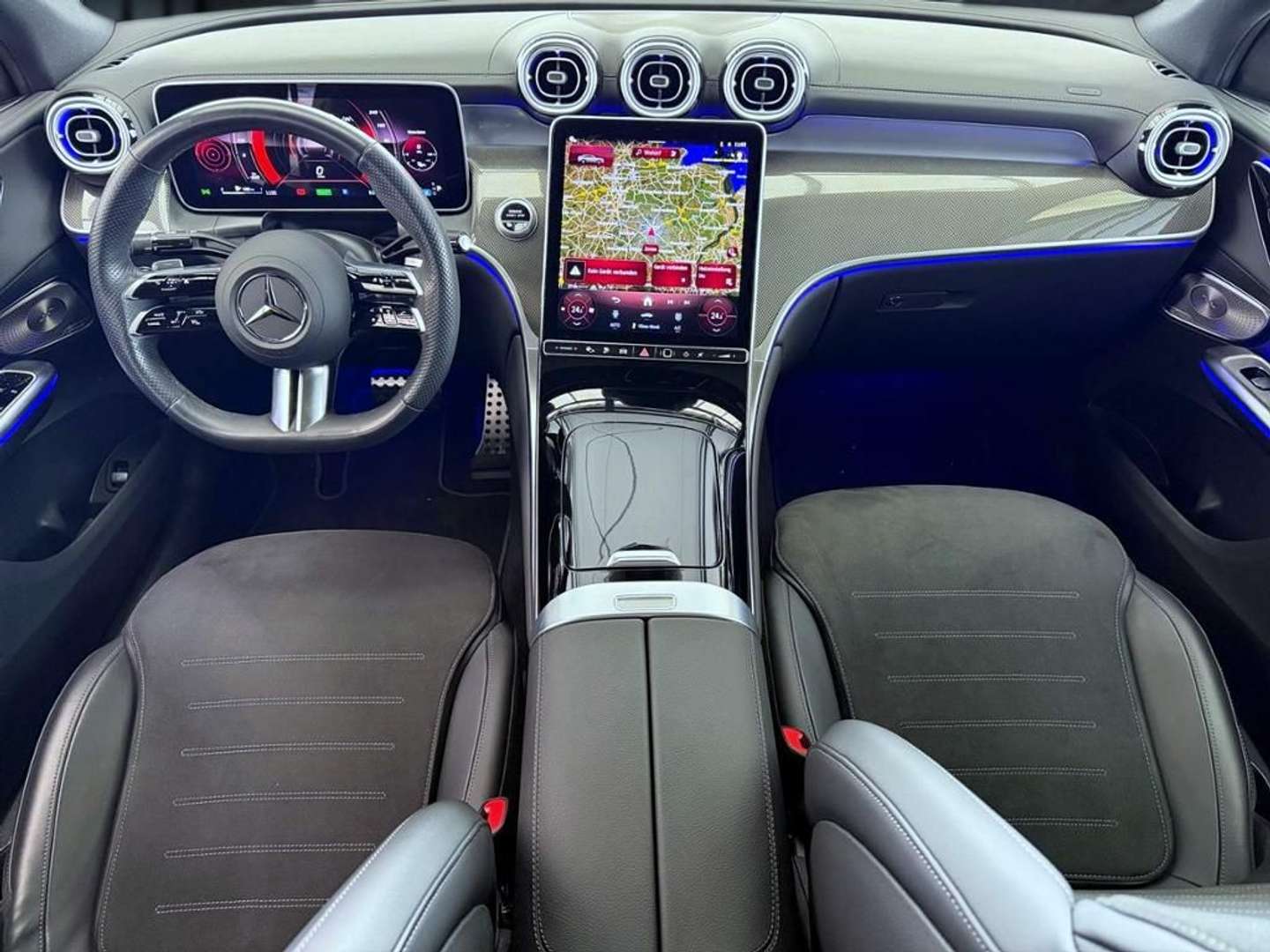 Mercedes GLC Coupé 300 Night Edition - 2024 - Joinsteer - #3