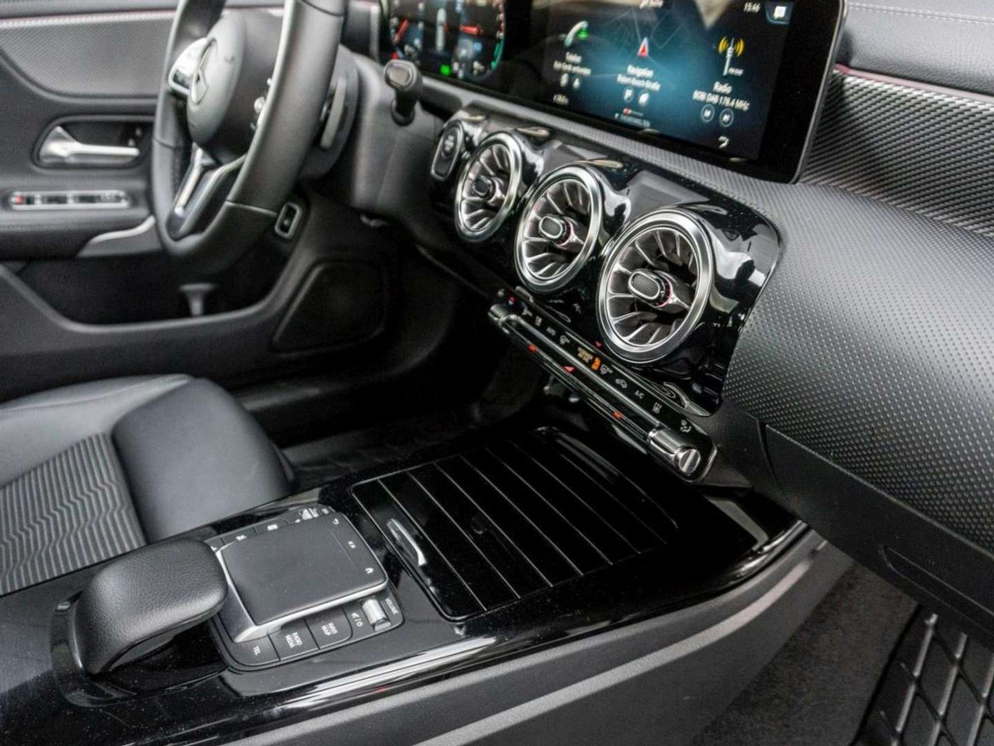 Mercedes CLA 250 E Shooting Brake 250 Progressive - 2022 - Joinsteer - #19