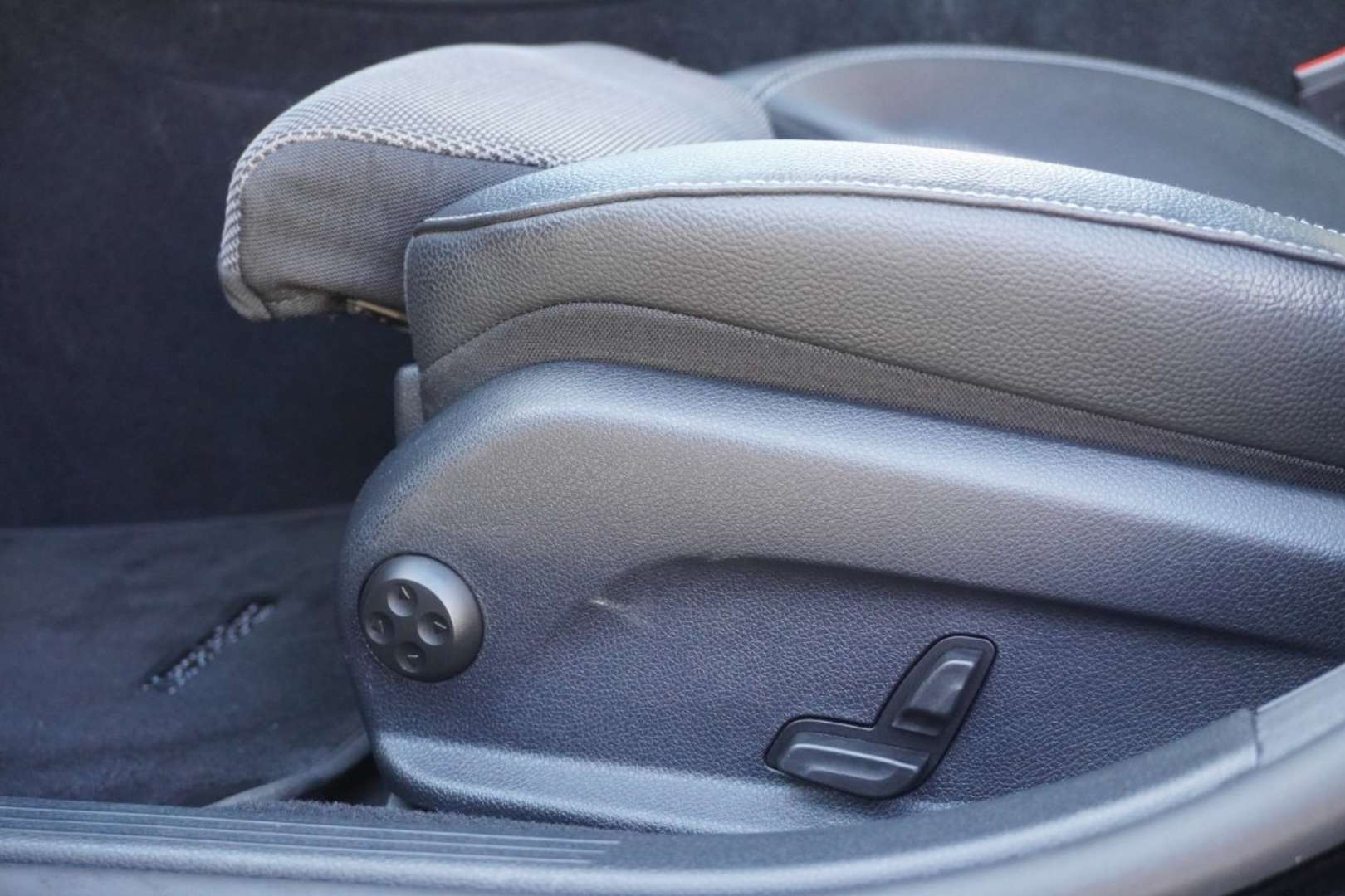 Mercedes Classe E Break 200 Avantgarde - 2021 - Joinsteer - #10