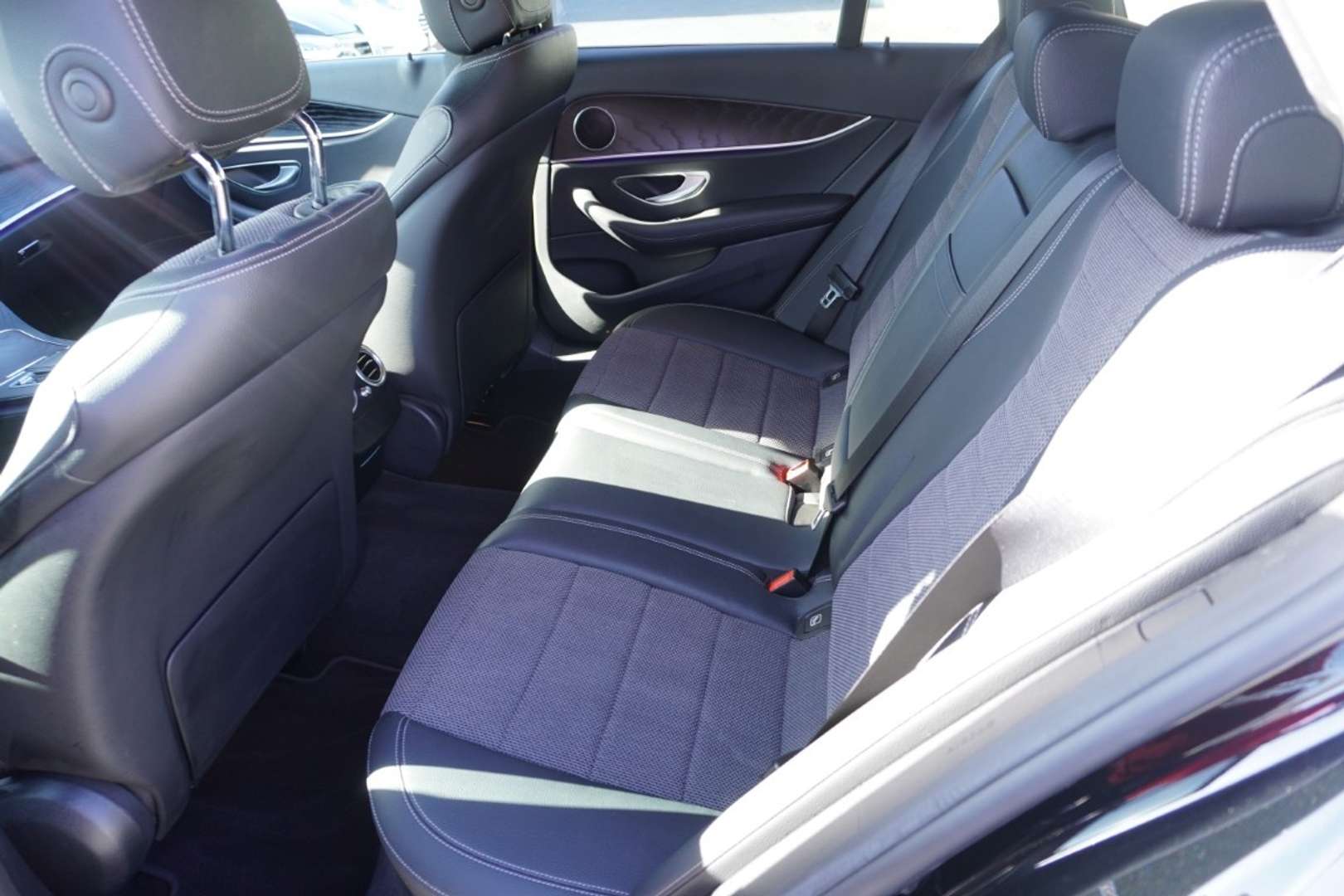 Mercedes Classe E Break 200 Avantgarde - 2021 - Joinsteer - #11