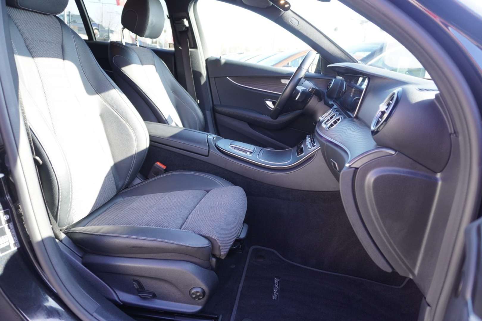 Mercedes Classe E Break 200 Avantgarde - 2021 - Joinsteer - #13