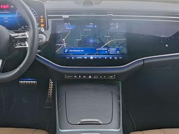 Mercedes Classe E 300 AMG Line — photo 7