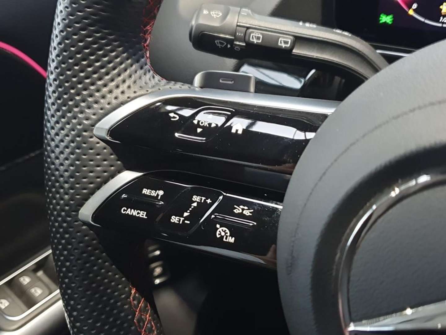 Mercedes GLA 200 AMG Line - 2025 - Joinsteer - #30