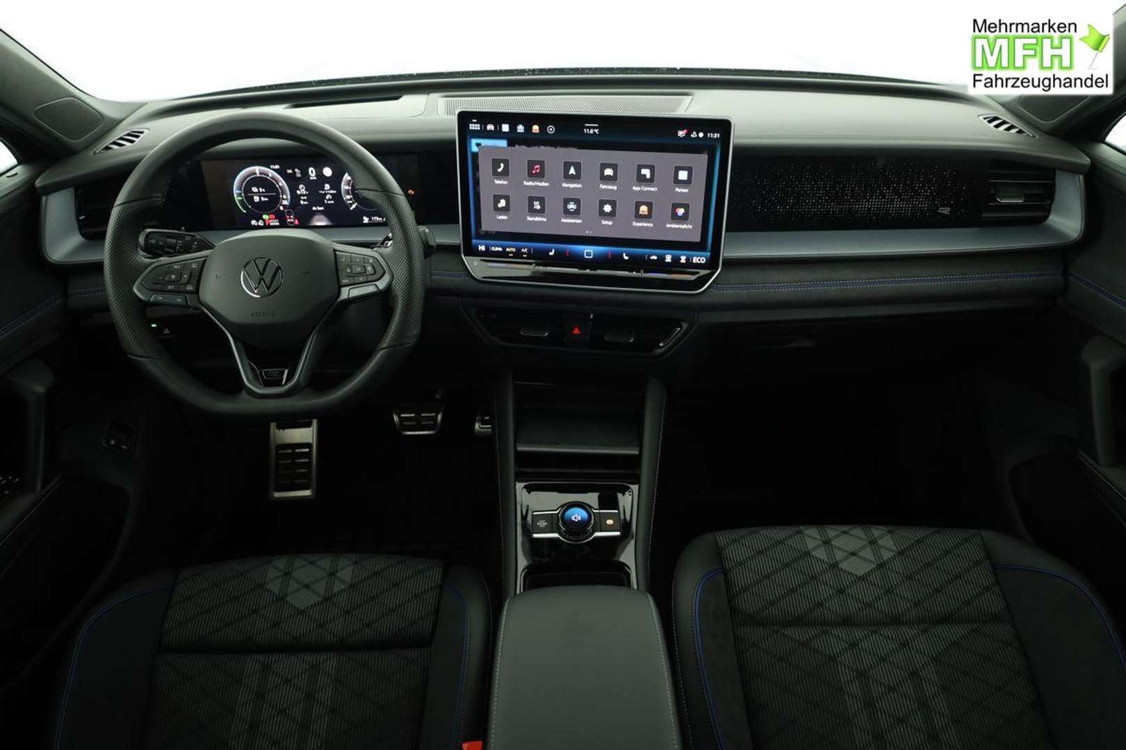 Volkswagen T-CROSS EHybrid R-Line - 2026 - Joinsteer - #3