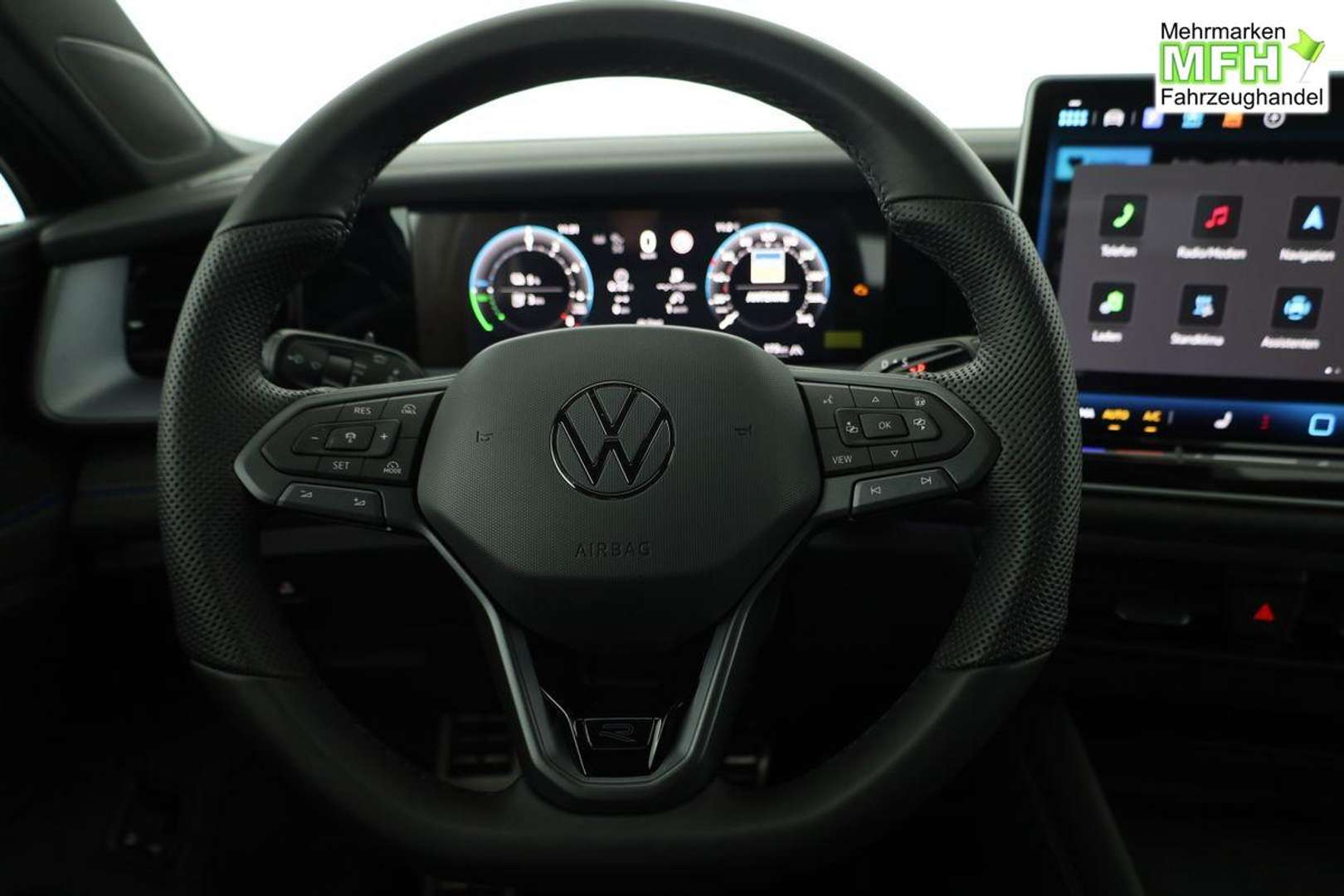 Volkswagen T-CROSS EHybrid R-Line - 2026 - Joinsteer - #4