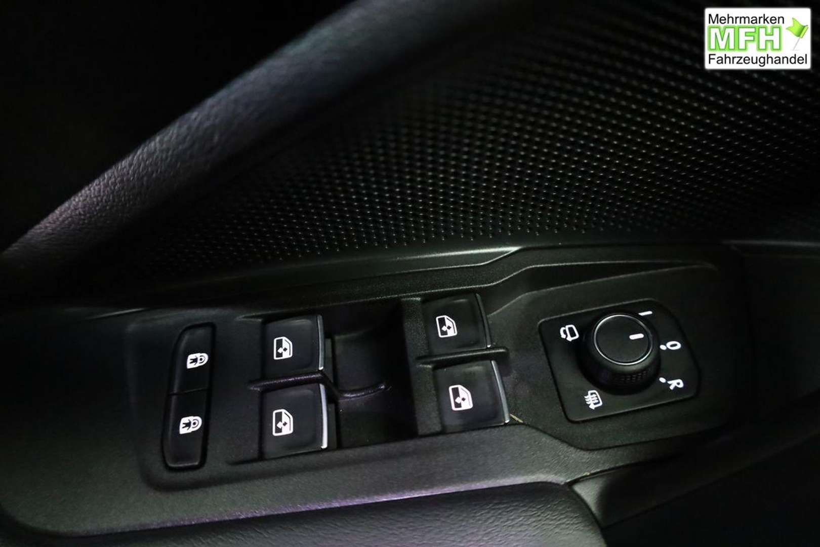 Volkswagen T-CROSS EHybrid R-Line - 2026 - Joinsteer - #6