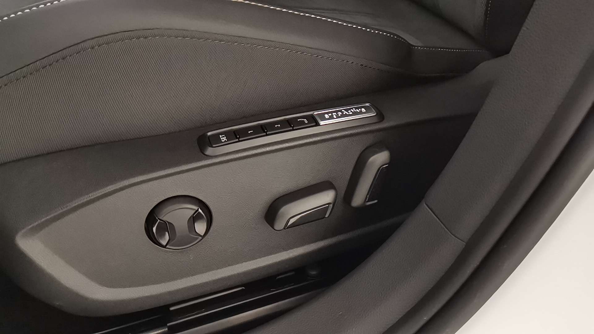 Volkswagen Golf EHYBRID Style - 2025 - Joinsteer - #9