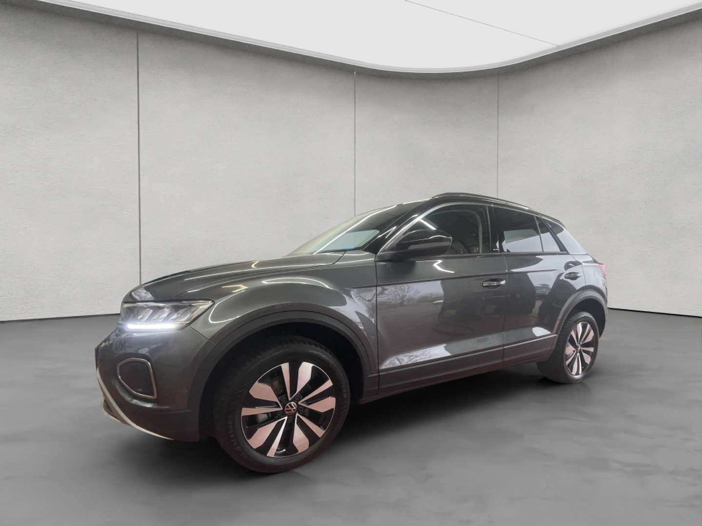 Volkswagen T-Roc TSI Move - 2024 - Joinsteer - #1