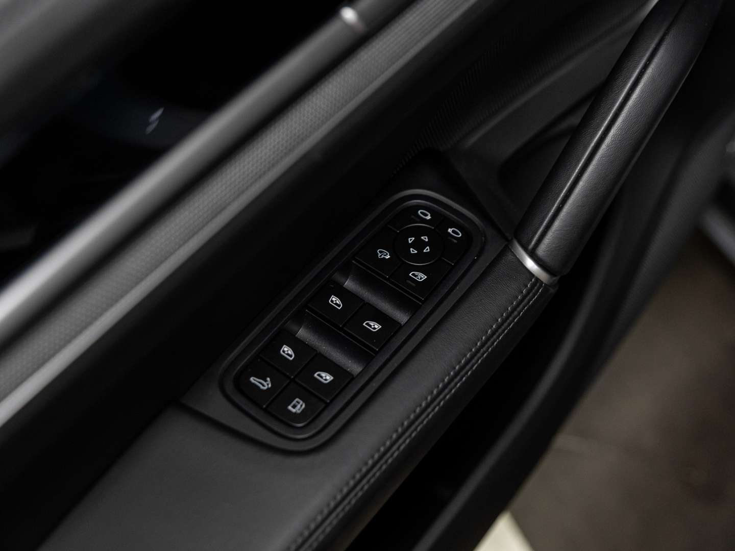 Porsche Cayenne III E-Hybrid - 2024 - Joinsteer - #42