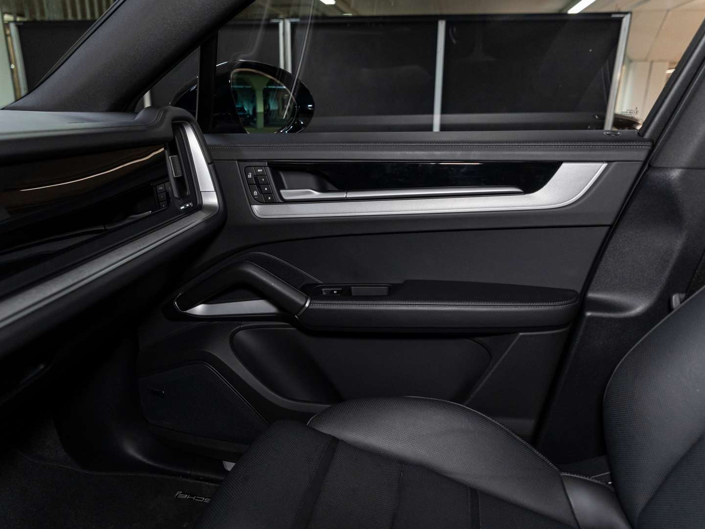 Porsche Cayenne III E-Hybrid - 2024 - Joinsteer - #47