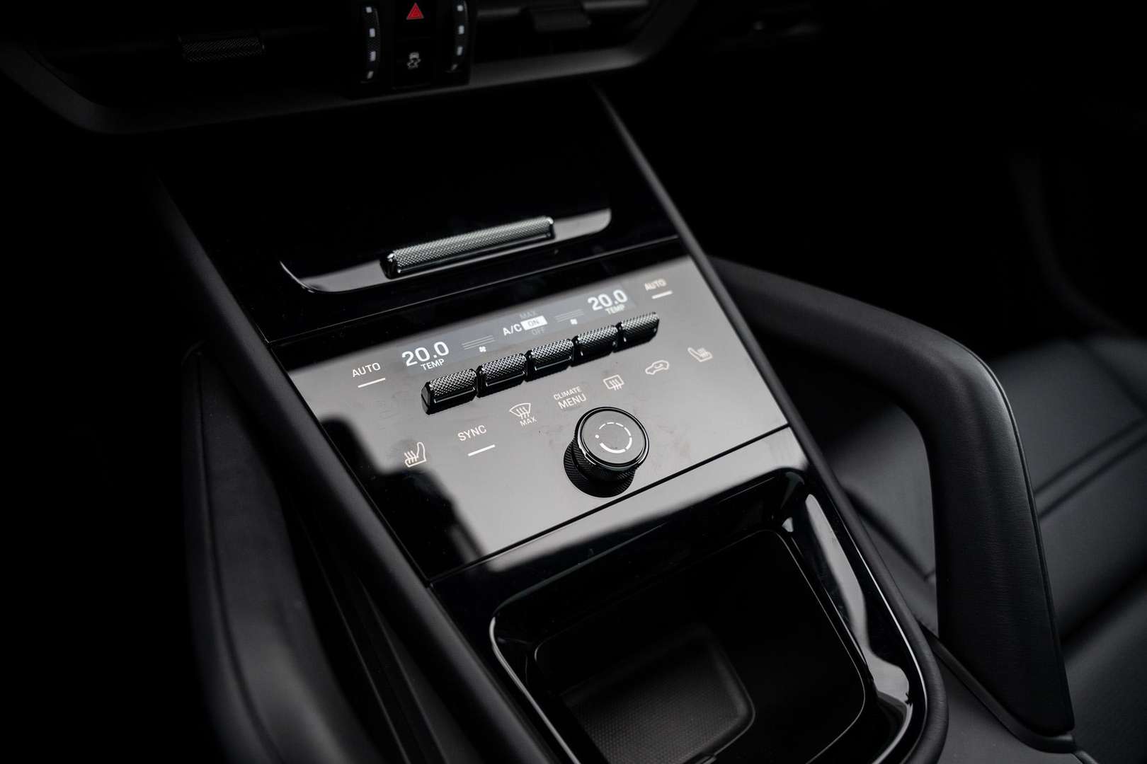 Porsche Cayenne III Turbo Black Edition - 2025 - Joinsteer - #15