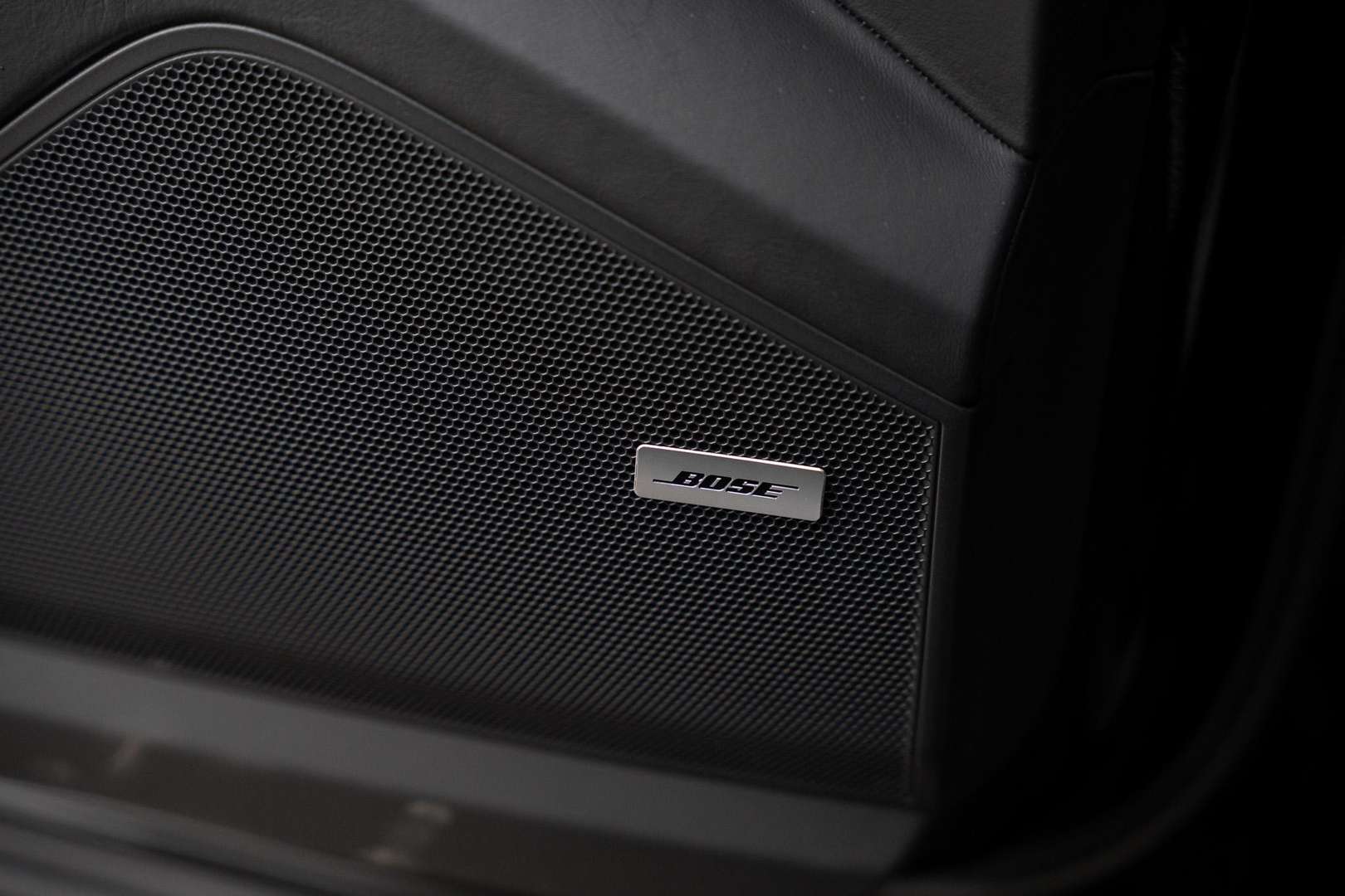 Porsche Cayenne III Turbo Black Edition - 2025 - Joinsteer - #22