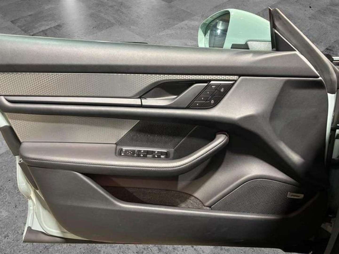 Porsche Taycan - 2025 - Joinsteer - #16