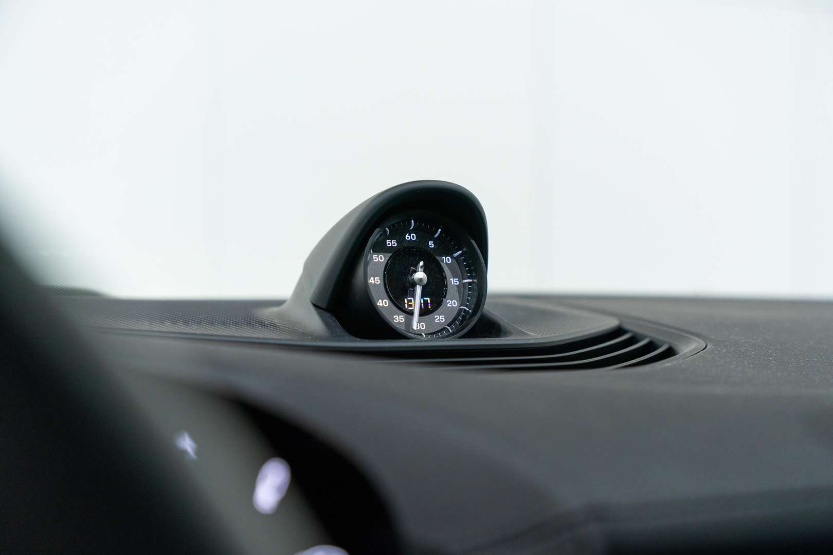 Porsche Taycan Performance Package - 2024 - Joinsteer - #9