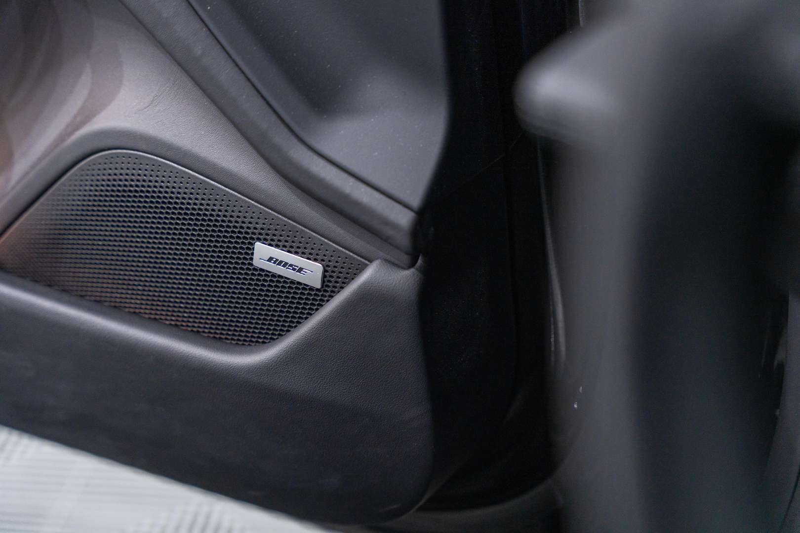 Porsche Taycan Performance Package - 2024 - Joinsteer - #18