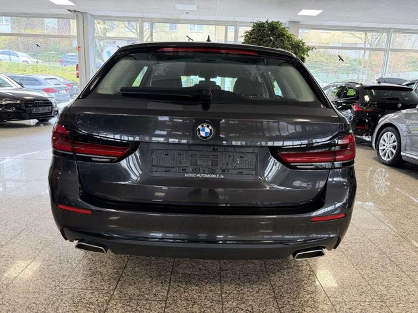 BMW Série 5 Touring Business 520d XDrive - 2023 - Joinsteer - #4