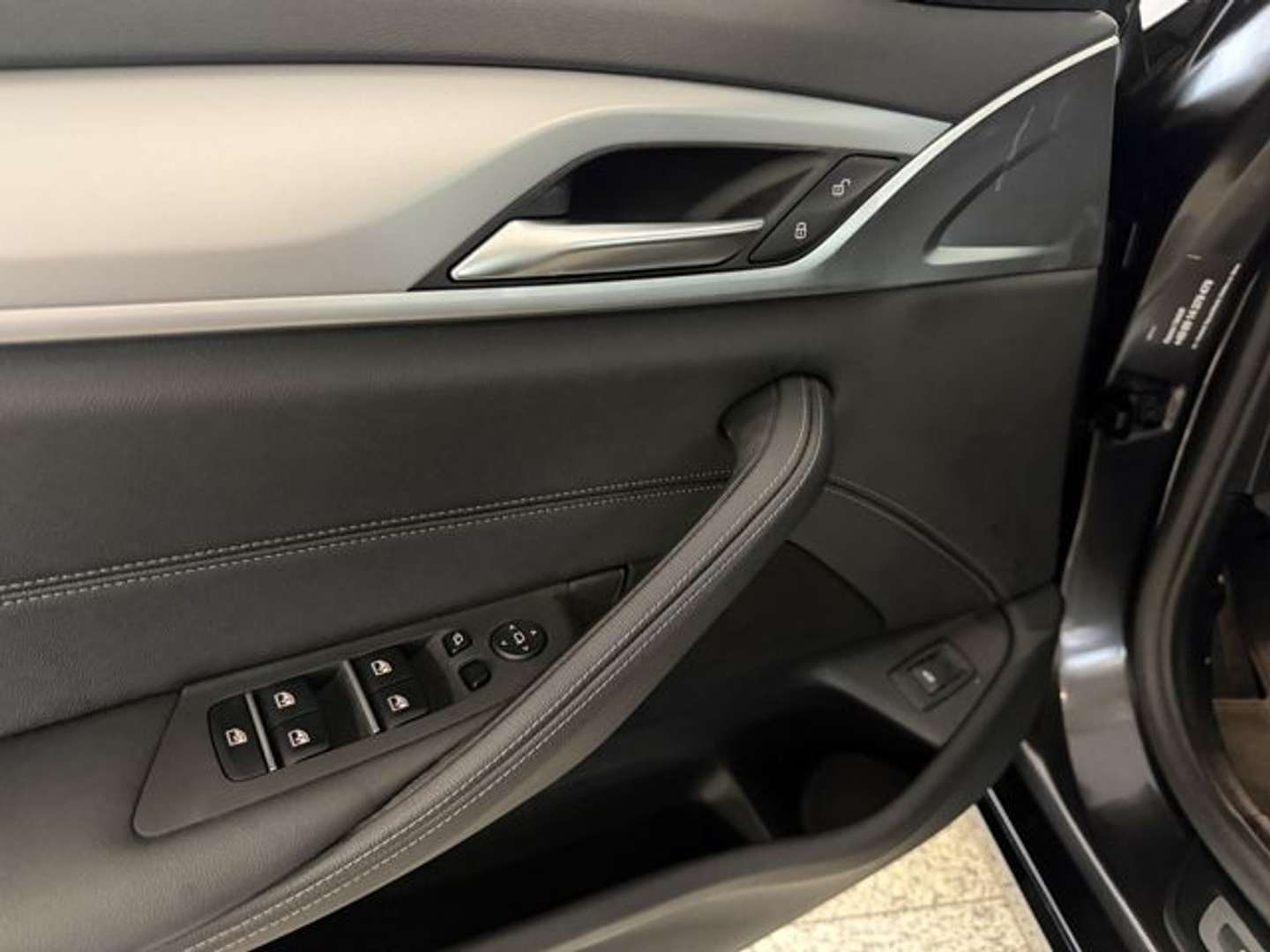 BMW Série 5 Touring Business 520d XDrive - 2023 - Joinsteer - #23