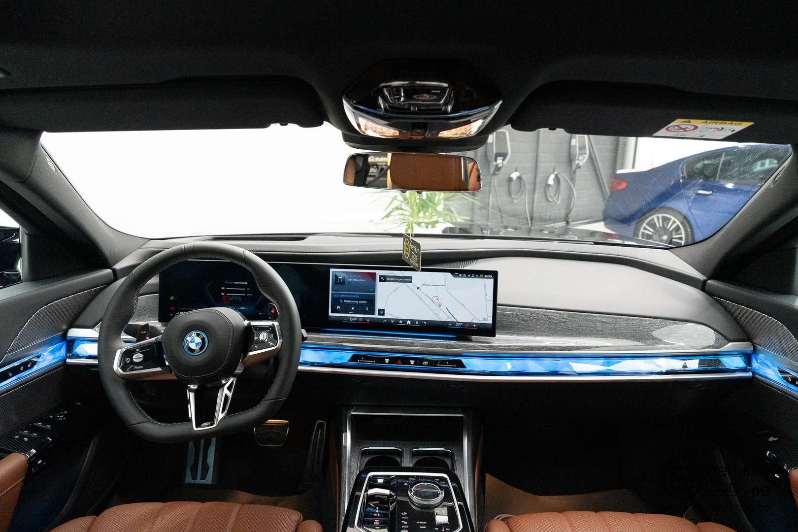 BMW Série 7 Individual 760e XDrive - 2026 - Joinsteer - #25